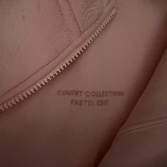 Comfrt Pastel Collection Zip-Up Hoodie & Straight Leg Sweatpants Set – Small - Picture 3 of 6